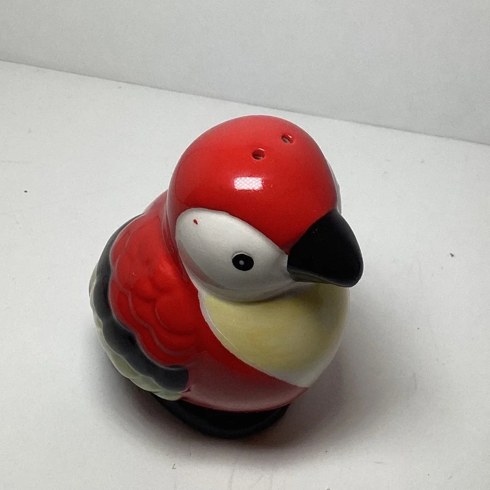 Ceramic Parrot Bird Salt Pepper Shaker Single Red Yellow Tropical Macaw Figurine